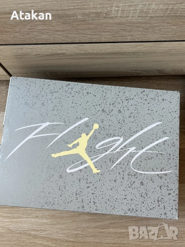 Air Jordan 4 Craft SE оригинални, снимка 4 - Маратонки - 56617611