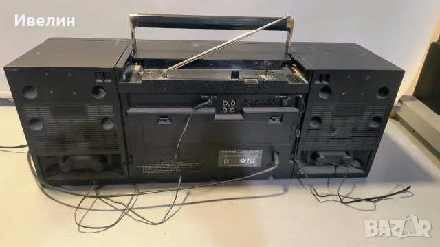 Продавам двукасетен касетофон SANYO C36L, снимка 6 - Радиокасетофони, транзистори - 56728951
