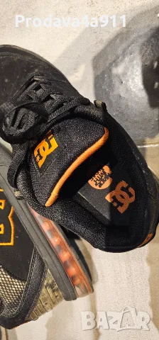 DC Shoes модел за скейт, снимка 9 - Кецове - 56724969