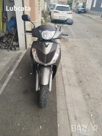 Honda Sh 150i 2011г, снимка 3 - Мотоциклети и мототехника - 56681774