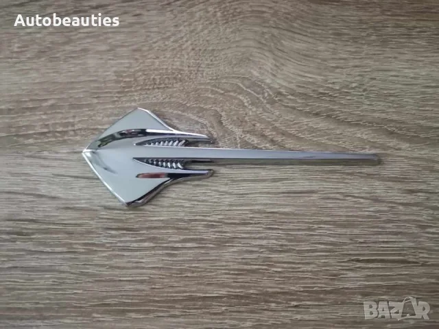 Chevrolet Corvette Stingray емблема
