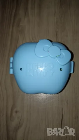 Продавам играчка McDonald’s Hello Kitty Sanrio Apple – 2010 г., снимка 2 - Колекции - 56640552