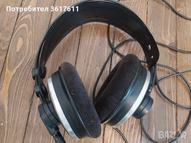 Ретро слушалки AKG - K271 
