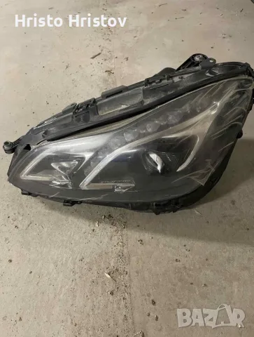 Продавам ляв фар за Мерцедес W213