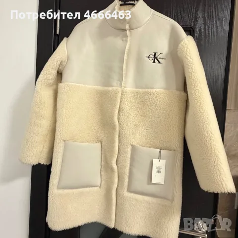 Чисто ново оригинално палто Calvin Klein