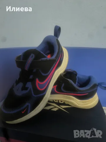Nike Cosmic Runner., снимка 3 - Детски маратонки - 56592744