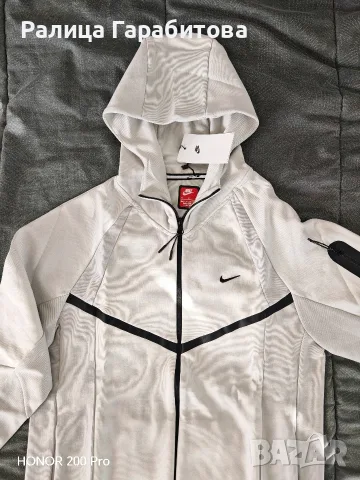 Nike Tech Fleece 