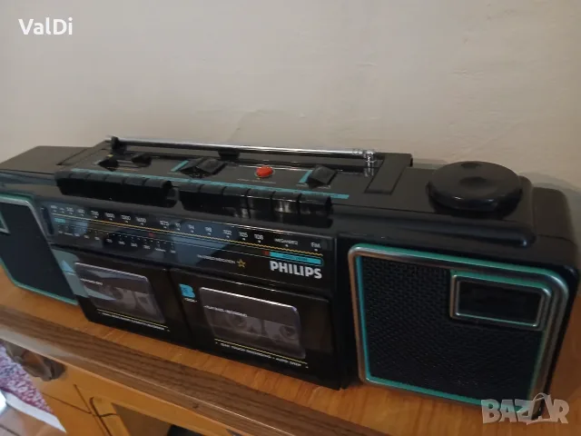 Радиокасетофон Philips D8088, снимка 5 - Радиокасетофони, транзистори - 56642319