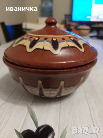 Продавам 2 броя гювечета