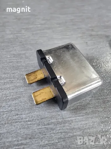 443937105b Бушон 15A Vw Audi, снимка 2 - Части - 56608468