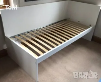 единично легло IKEA Flaxa с подматрачна рамка
Т