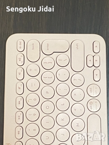 Bluetooth клавиатура Logitech K380. , снимка 2 - Клавиатури и мишки - 56648563