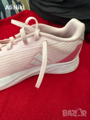 Дамски маратонки Adidas , снимка 4 - Маратонки - 56588165