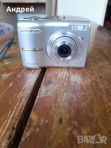 Стар фотоапарат Olympys FE-210, снимка 2 - Фотоапарати - 56712249