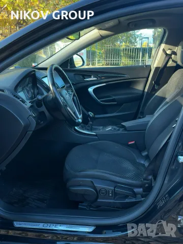 Opel Insignia Sports Tourer (Facelift), снимка 7 - Автомобили и джипове - 56733044