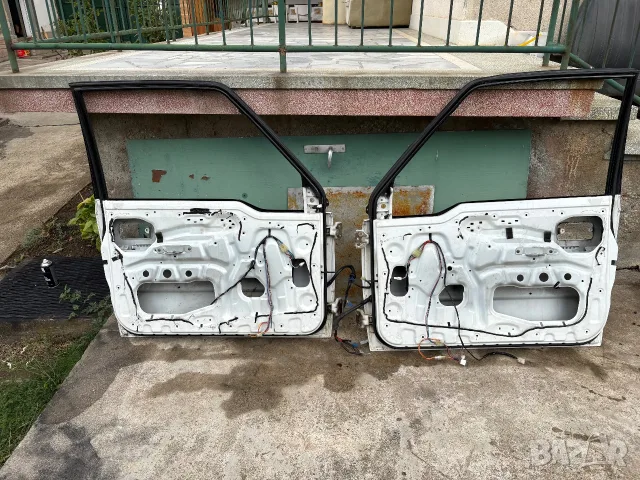 Врати за Сузуки Витара-къса база , снимка 5 - Части - 56625952