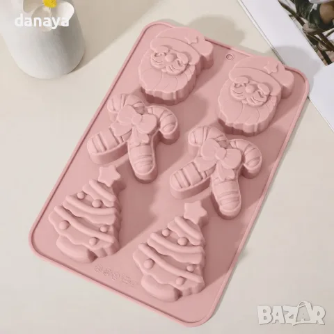 7229 Силиконова форма за коледни мъфини Дядо Коледа, елха и бастунчета