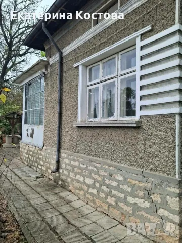 Продавам къща в село Царев брод, снимка 2 - Къщи - 56700639