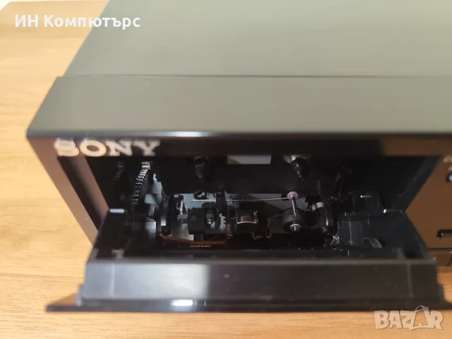Продавам двукасетъчен дек Sony TC-W490, снимка 3 - Декове - 56663054