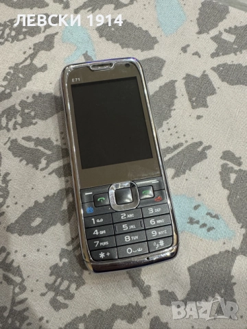 Nokia E71 12.1 megapixel 