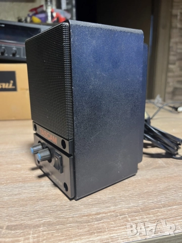Tascam G-100 китарен усилвател., снимка 3 - Ресийвъри, усилватели, смесителни пултове - 56645765