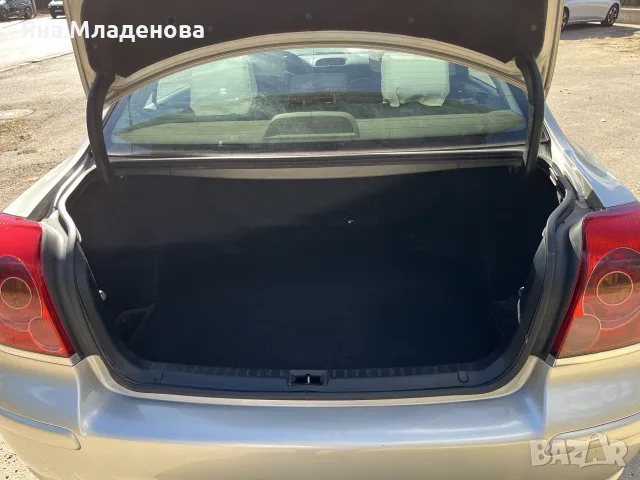 Тойота Авенсис D4D София, снимка 9 - Автомобили и джипове - 56573087