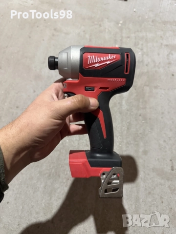 Milwaukee M18 CBLID безчетков импакт, снимка 2 - Винтоверти - 56741238