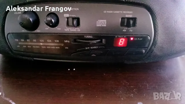 SANYO MCD - Z8F  радиокасетофон CD, снимка 9 - Радиокасетофони, транзистори - 56619911