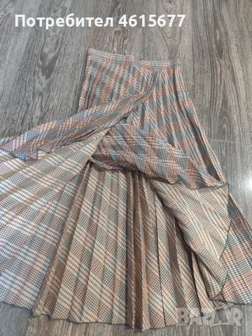 плисирана пола на H&M, снимка 3 - Поли - 56553102