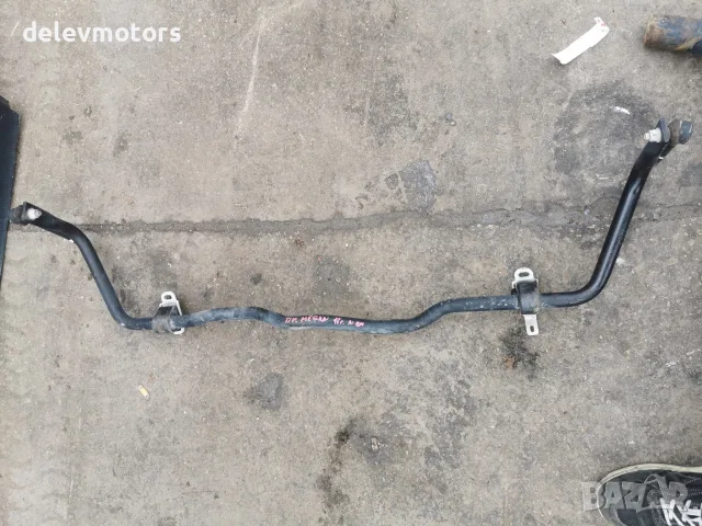 546114843R Предна стабилизираща щанга Renault Тръбна конструкция, две монтажни скоби за Renault