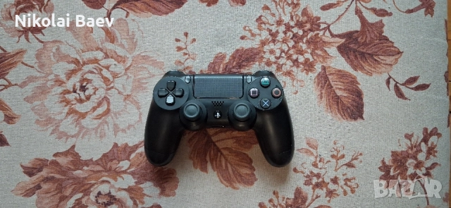 Продава се Playstation 4!, снимка 4 - PlayStation конзоли - 56612788