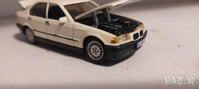 Количка BMW e36 1:43, снимка 5 - Колекции - 56660903