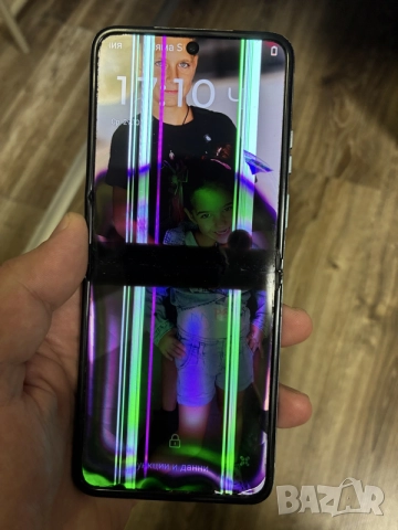 Motorola Razr 40 Ultra - за ремонт, снимка 3 - Motorola - 56570888