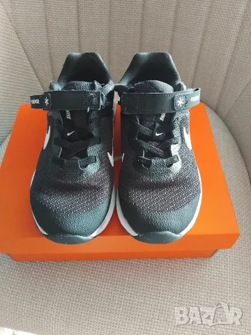 Детски Маратонки Nike номер 30, снимка 2 - Детски маратонки - 56677975