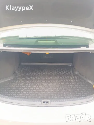 Toyota Avensis 2.2 D4D, снимка 5 - Автомобили и джипове - 56613991
