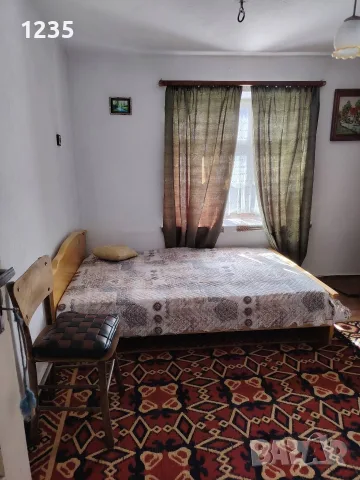 Къща на два етажа с двор , снимка 11 - Къщи - 56552782