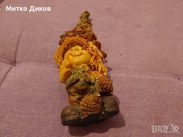 скулптура шишарки 105х37х32мм отлична