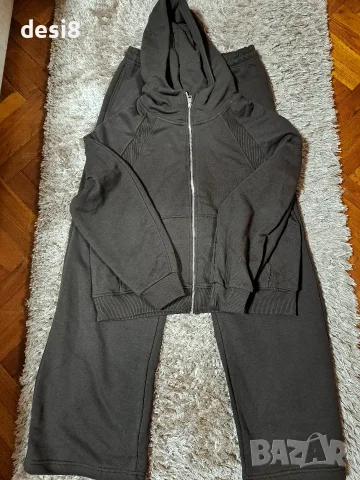 Дамски кафяв екип