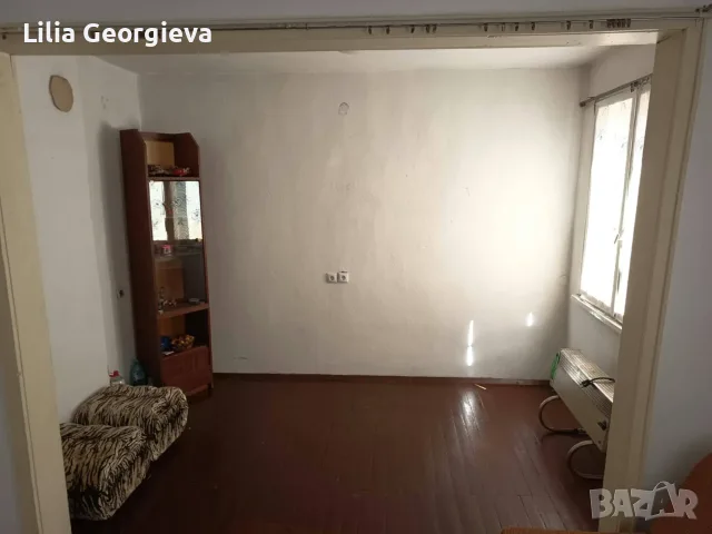 Продавам масивна къща , снимка 14 - Къщи - 56741493