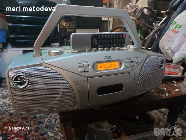 касетофон jvc sd, снимка 3 - Радиокасетофони, транзистори - 56616150