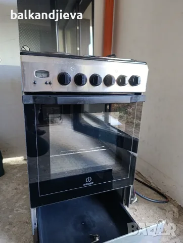 Комбинирана готварска печка Indesit клас А, инокс, снимка 5 - Печки, фурни - 56725066
