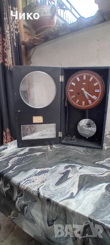 Полски стенен часовник с махало, снимка 2 - Антикварни и старинни предмети - 56679456