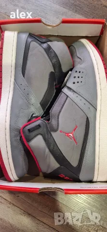 nike Jordan 1 flight strap , снимка 5 - Маратонки - 56645398