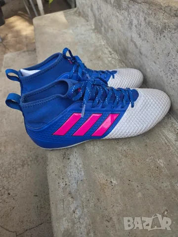 НОВИ Бутонки Adidas номер 42