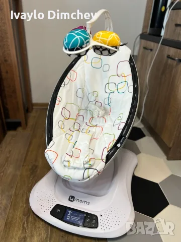 Електрическа бебешка люлка mamaRoo 4.0