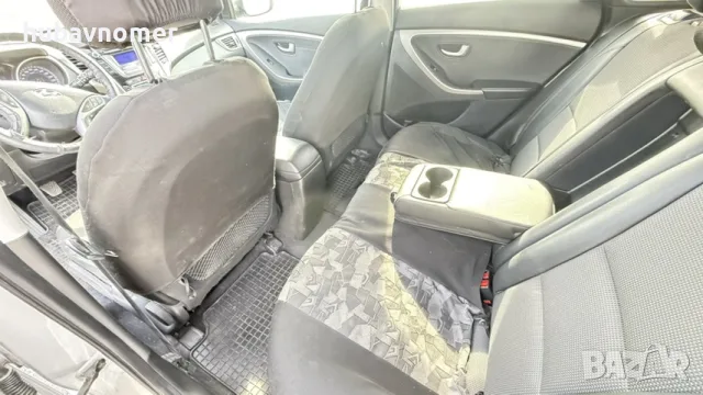   Продавам Hyndai i30 1.6, снимка 8 - Автомобили и джипове - 56745384