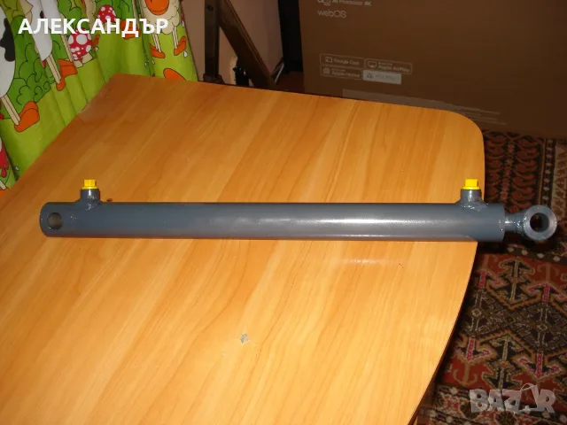 хидравличен цилиндърФ32
