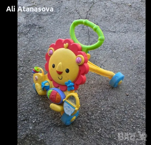 Проходилка Fisher-Price с лъв и занимателен панел, интерактивна музикална играчка
