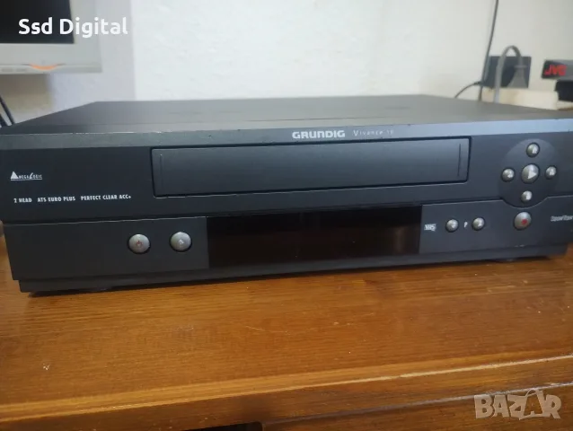 Видео Grundig Работещо , снимка 4 - Плейъри, домашно кино, прожектори - 56633918