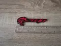 SRT Hellcat черно с червено емблема лява, снимка 2